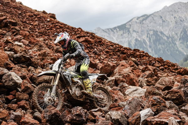 Jonny Walker delivers incredible sixth-place finish for Triumph at 2025 Red Bull Erzbergrodeo