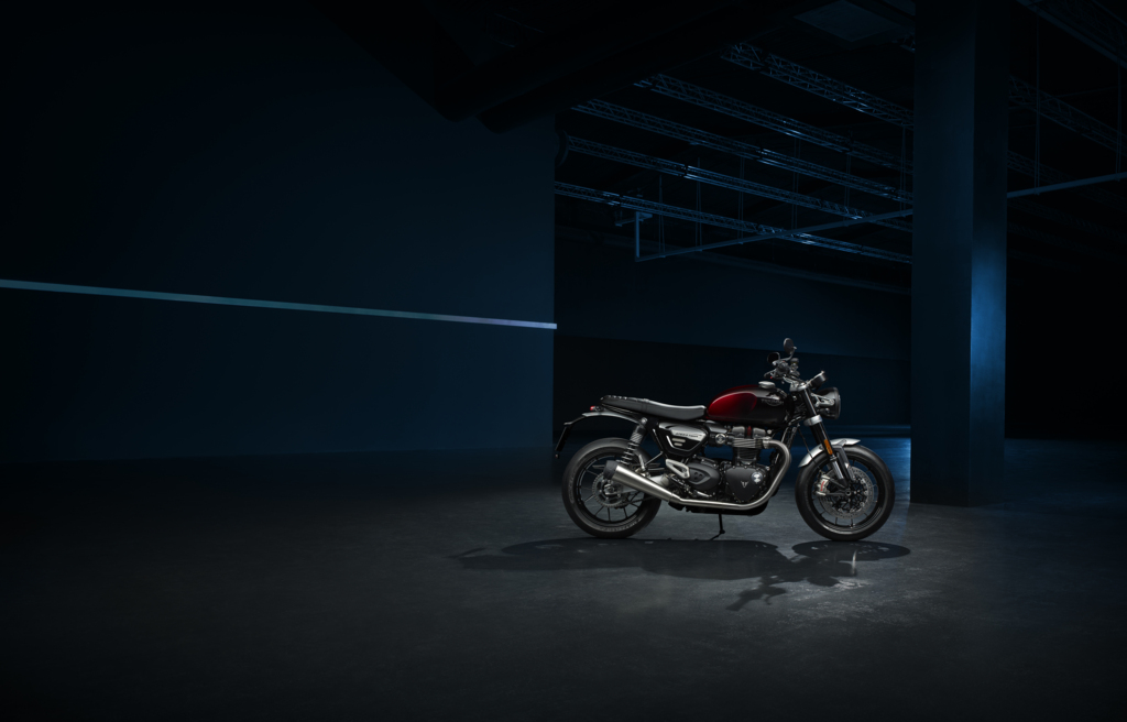 Bonneville Speedmaster Red Stealth Edition