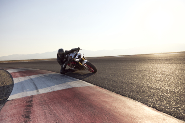 Triumph Street Triple 765 RX MY26 1684 JP