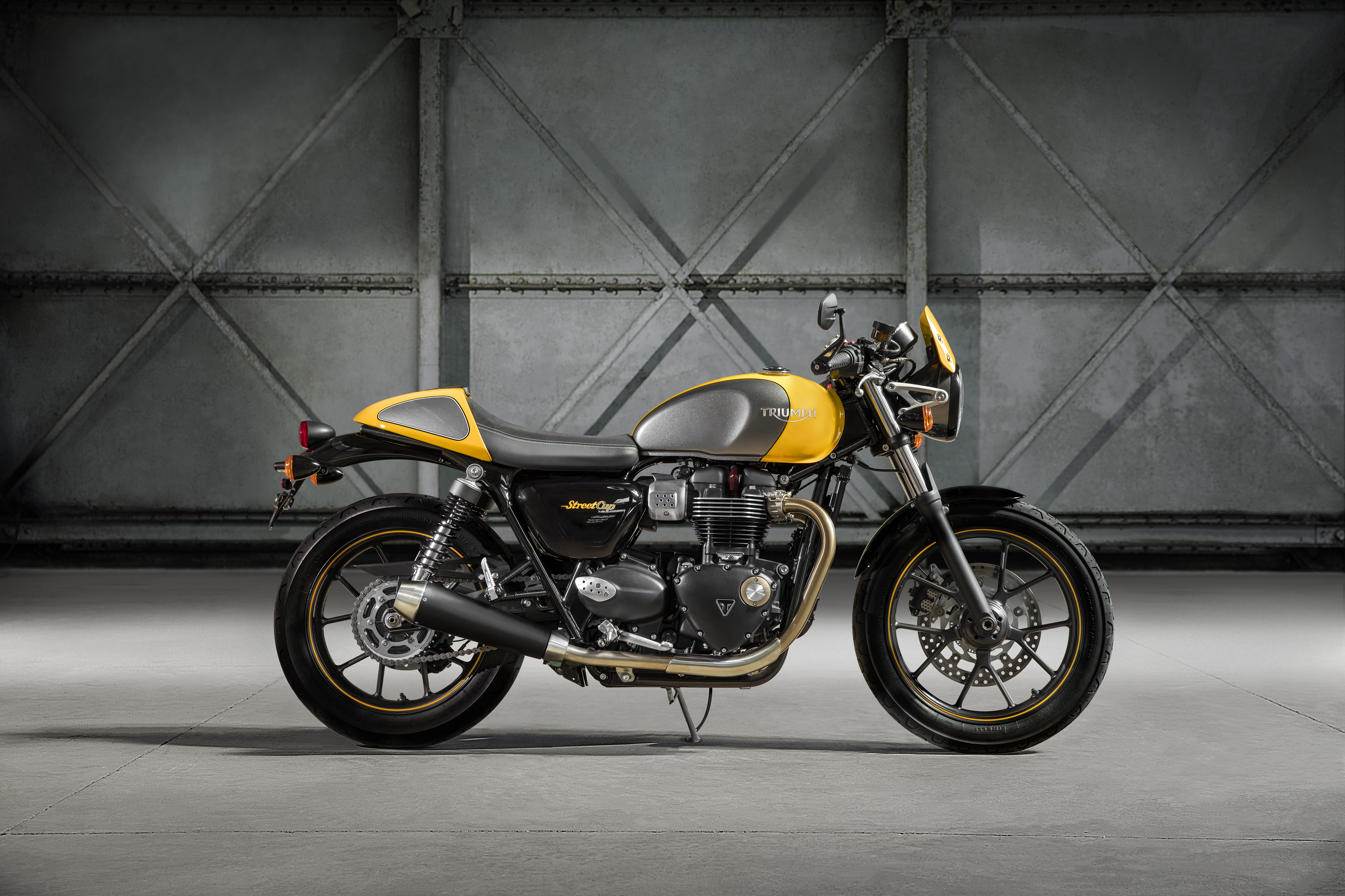 Street Cup新登場 - Triumph Media Website