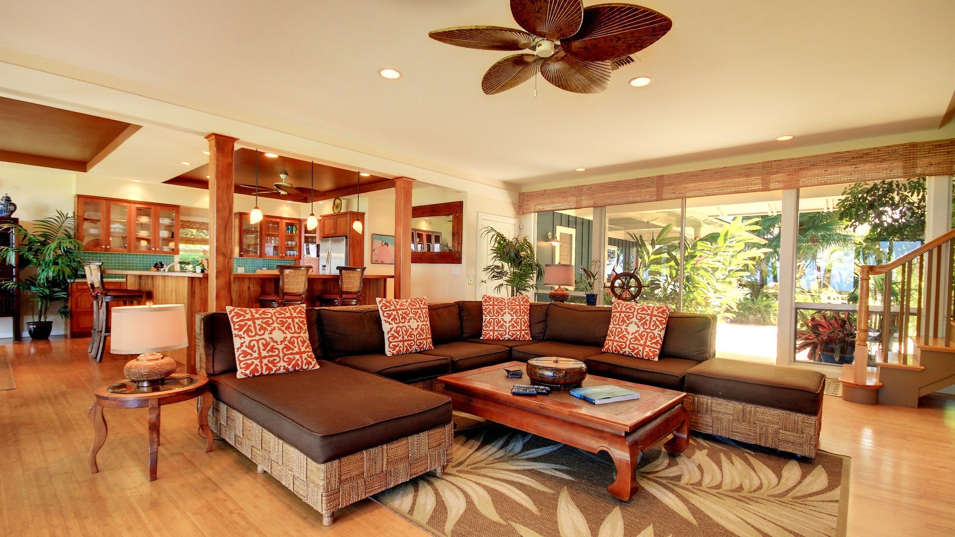 Beach-Rendezvous-Lounge-Maui-Hawaii-Hideaways-UltraVilla