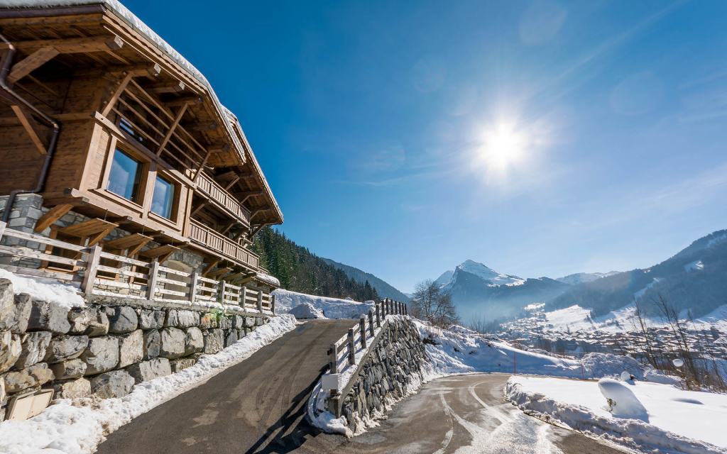Ski Chalets in the Alps with Phenomenal Views UltraVilla
