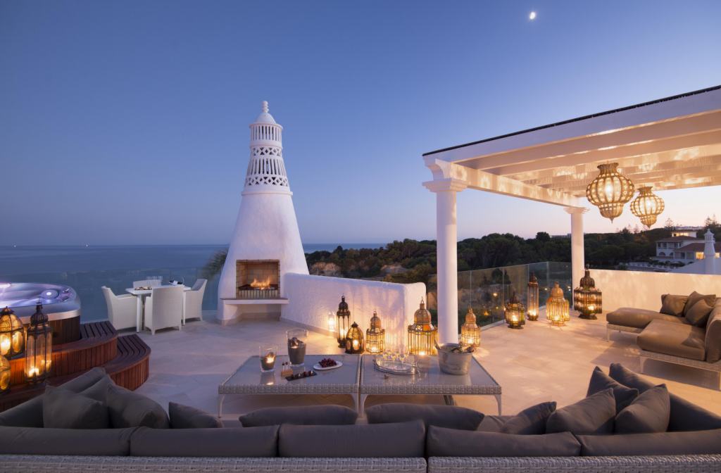 Villa-Trevo-Rooftop-Terrace-Algarve-Vila-Vita-Collection-UltraVilla