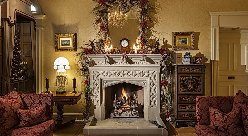 Glenapp-Castle-Christmas-Scotland-Loyd-&-Townsend-Rose-UltraVilla