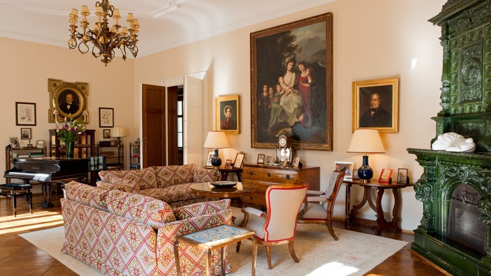 Schloss-Kogl-Living-Room-Salzburg-UltraVilla