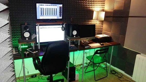 Spanish Voice Actor Eduardo Bosch' home recording studio setup